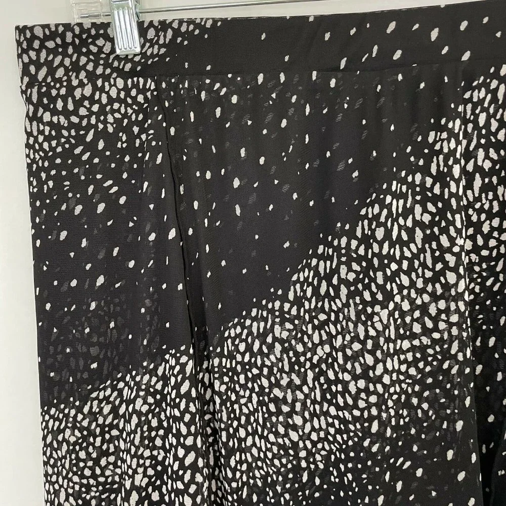 Chico's Womens Cosmic Universe Caren Mesh Skirt Size 3 XL Black White NEW - Picture 2 of 5